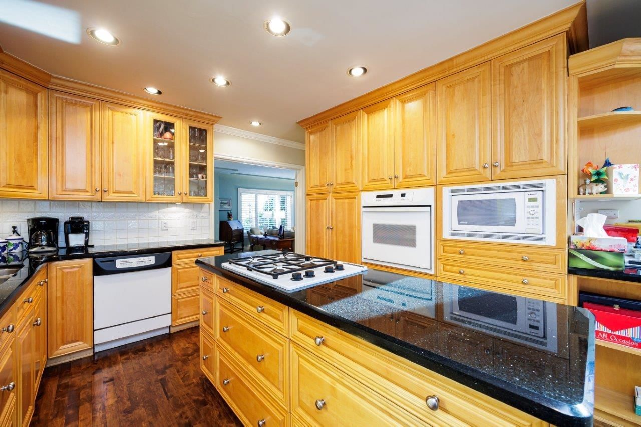 Listing Image 9