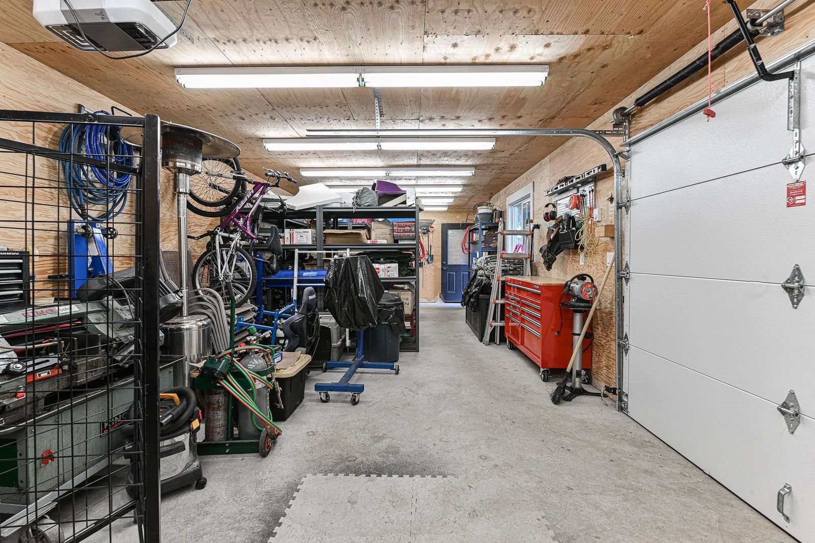 Listing Image 36