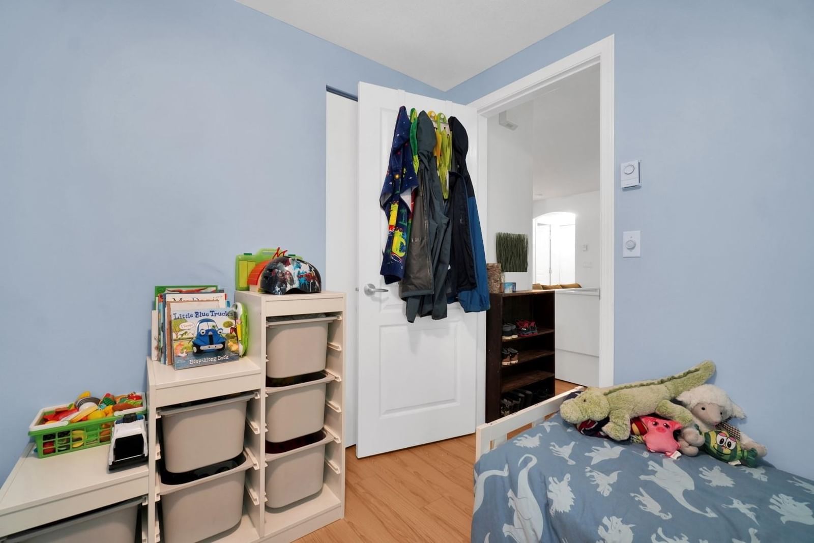 Listing Image 15