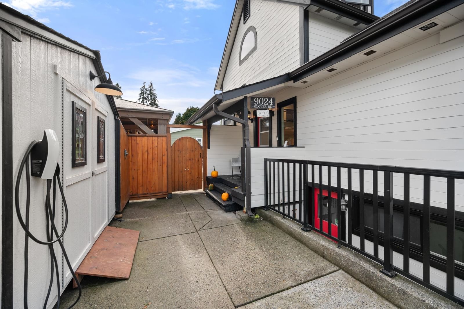 Listing Image 23