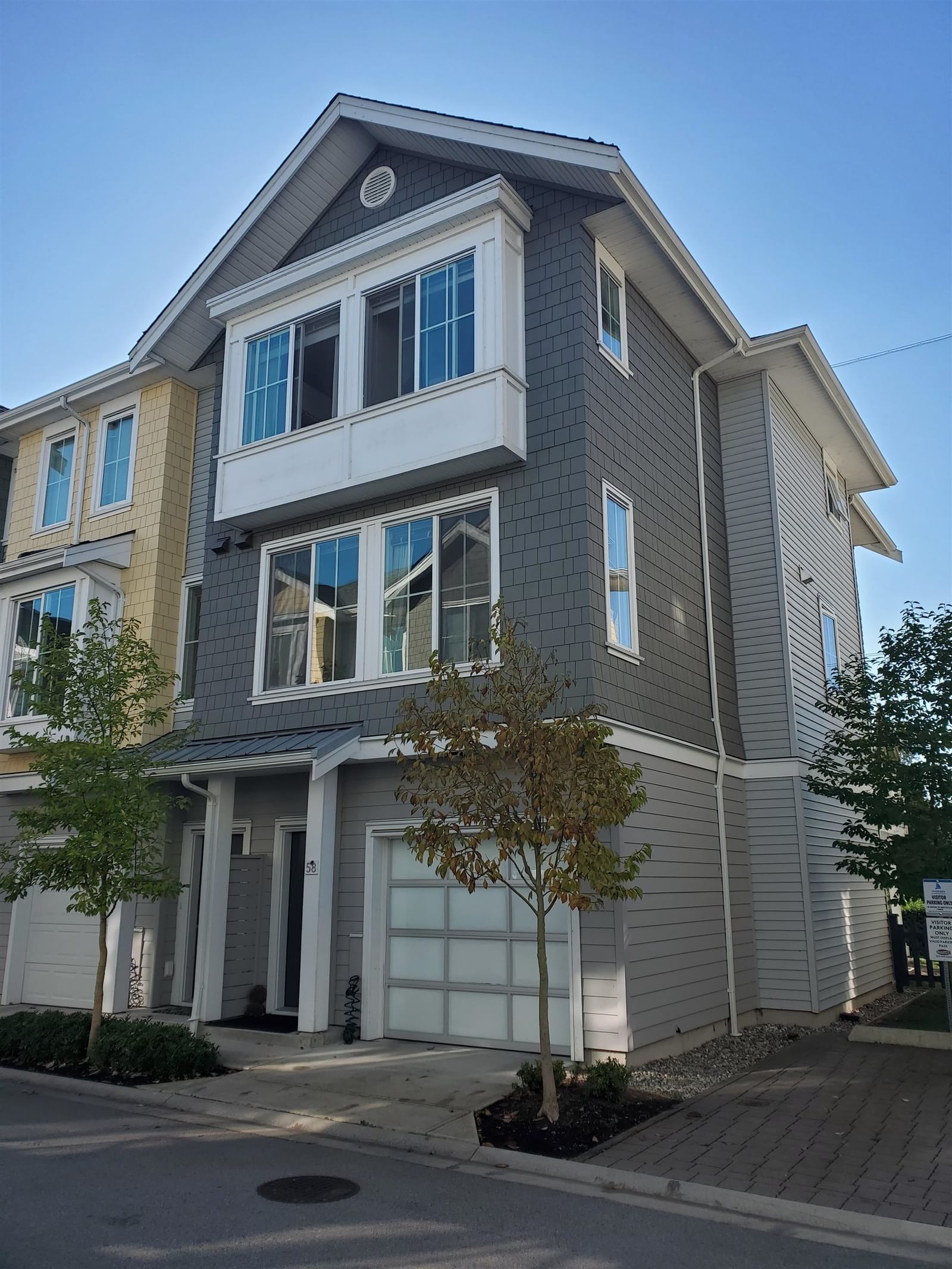 Listing Image 16