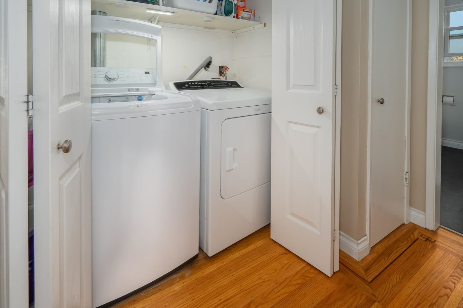 Listing Image 19