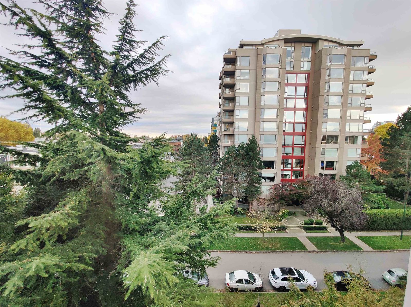 Listing Image 18