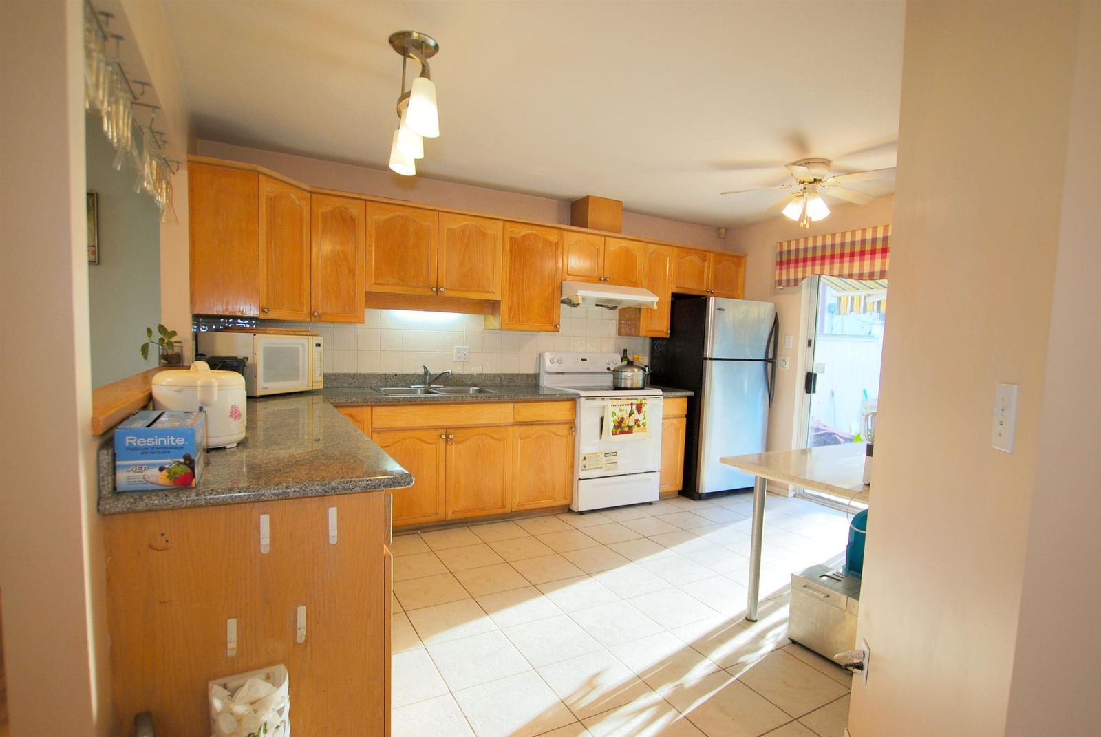Listing Image 5