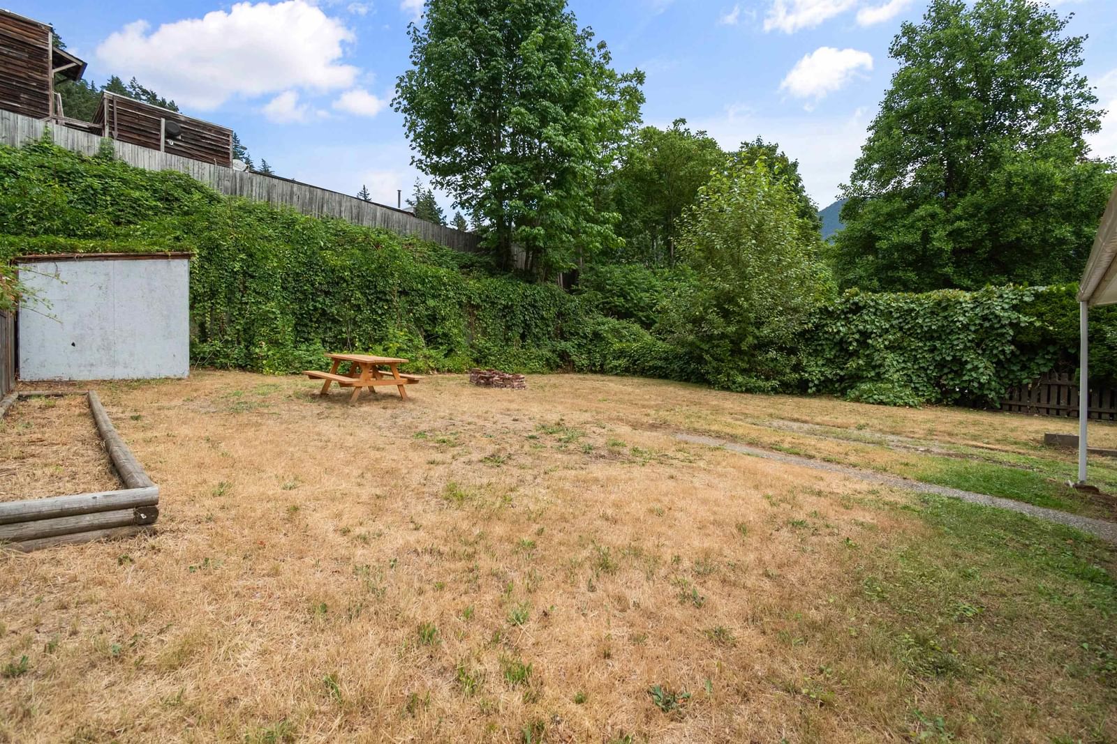 Listing Image 28