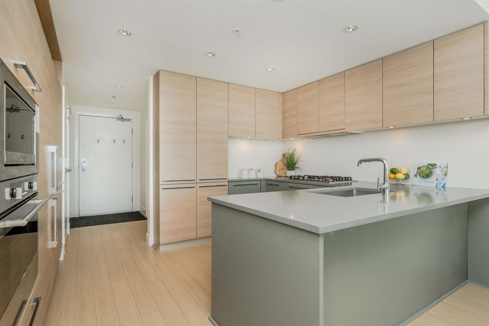 Listing Image 10