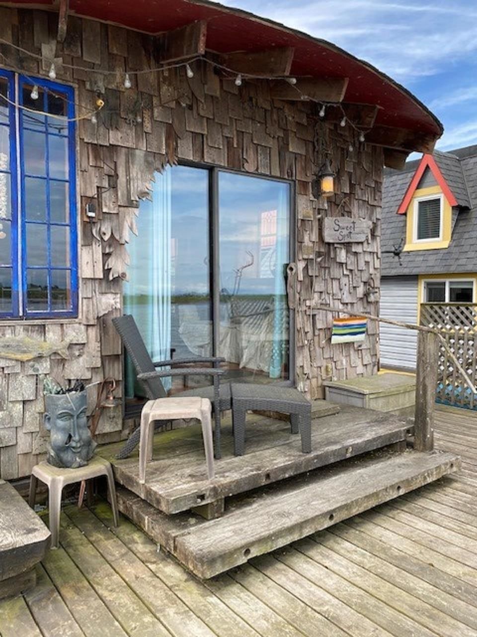 Listing Image 1
