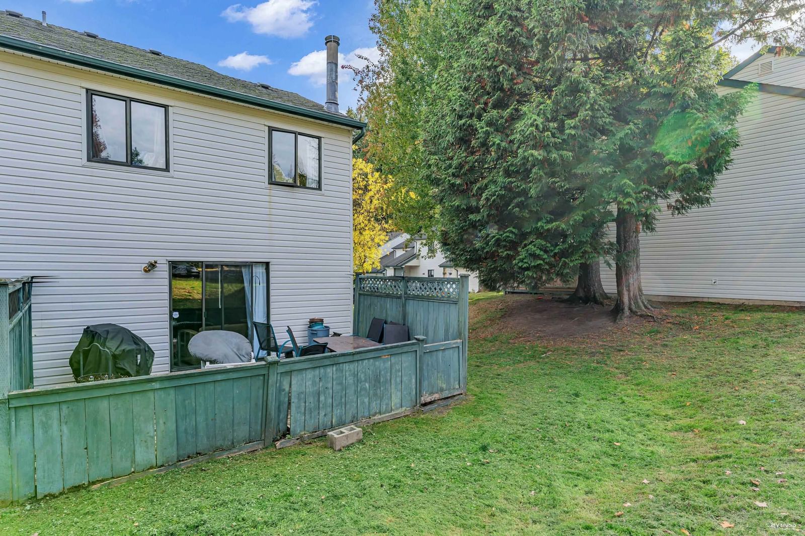 Listing Image 11