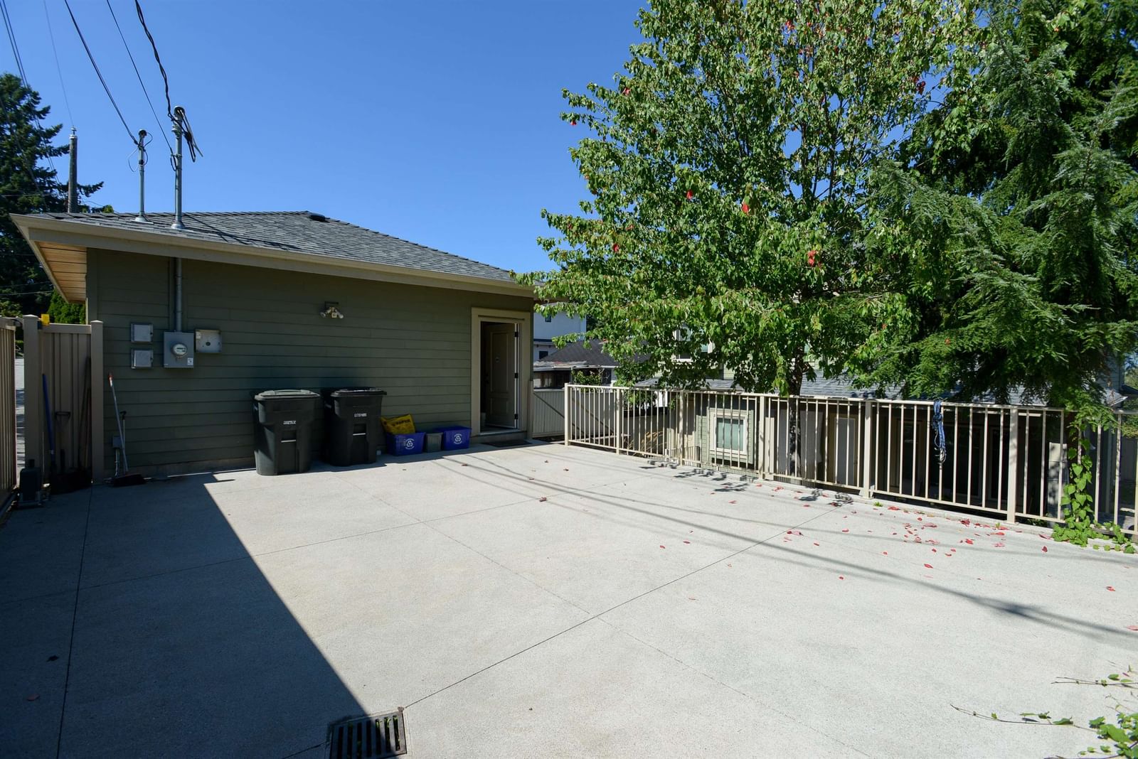 Listing Image 33