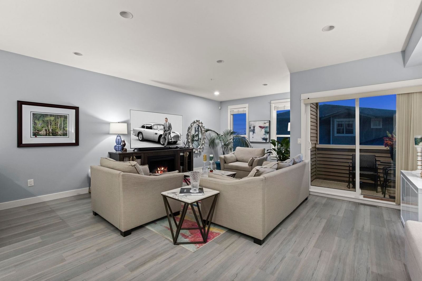 Listing Image 11