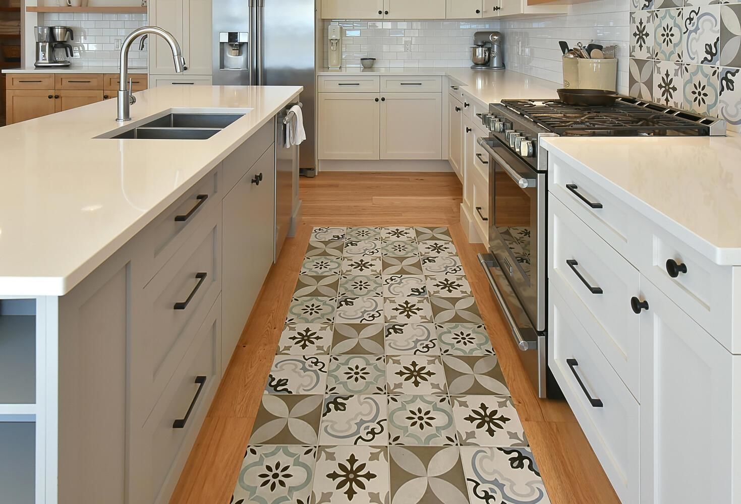 Listing Image 11
