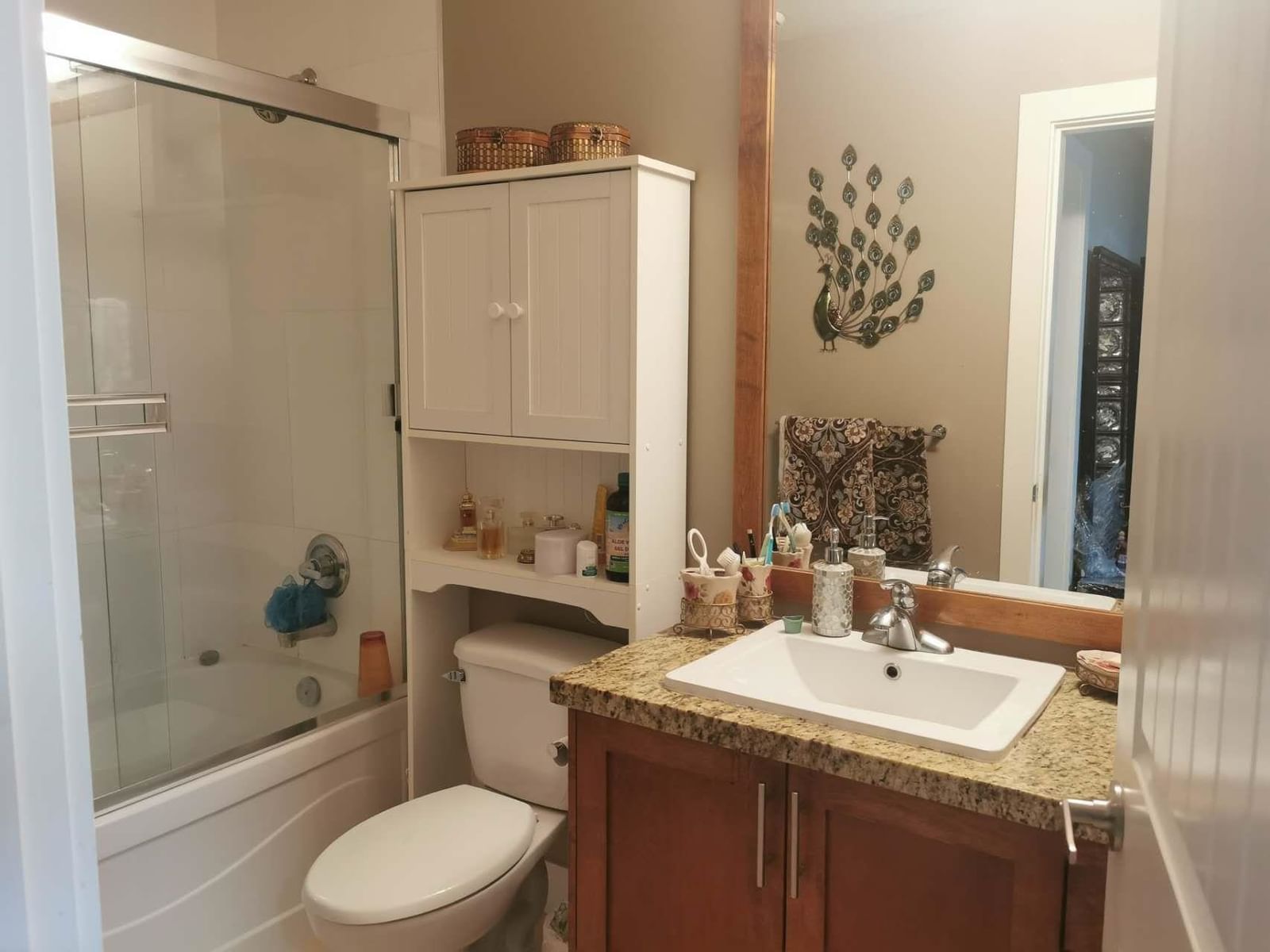 Listing Image 11
