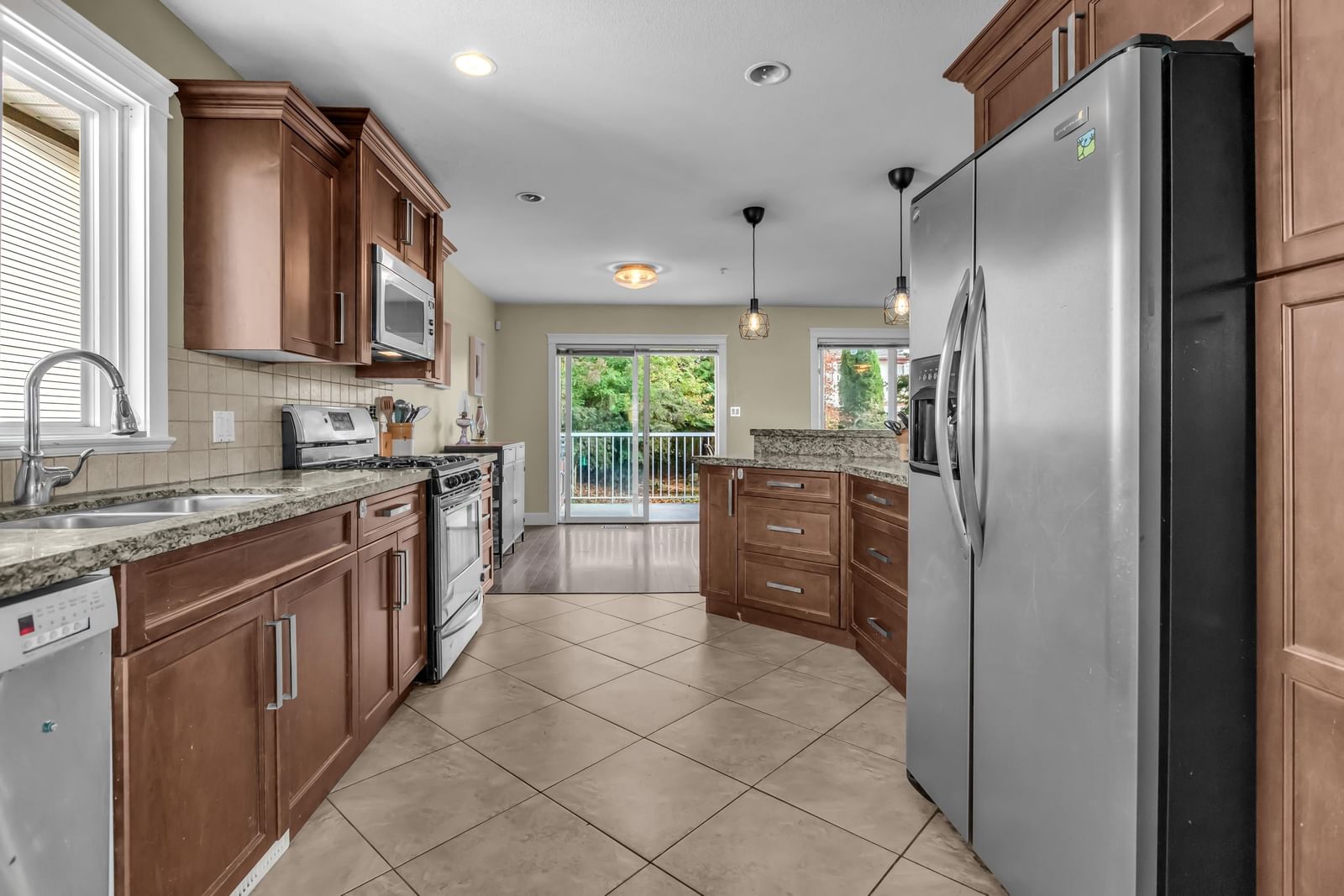 Listing Image 13