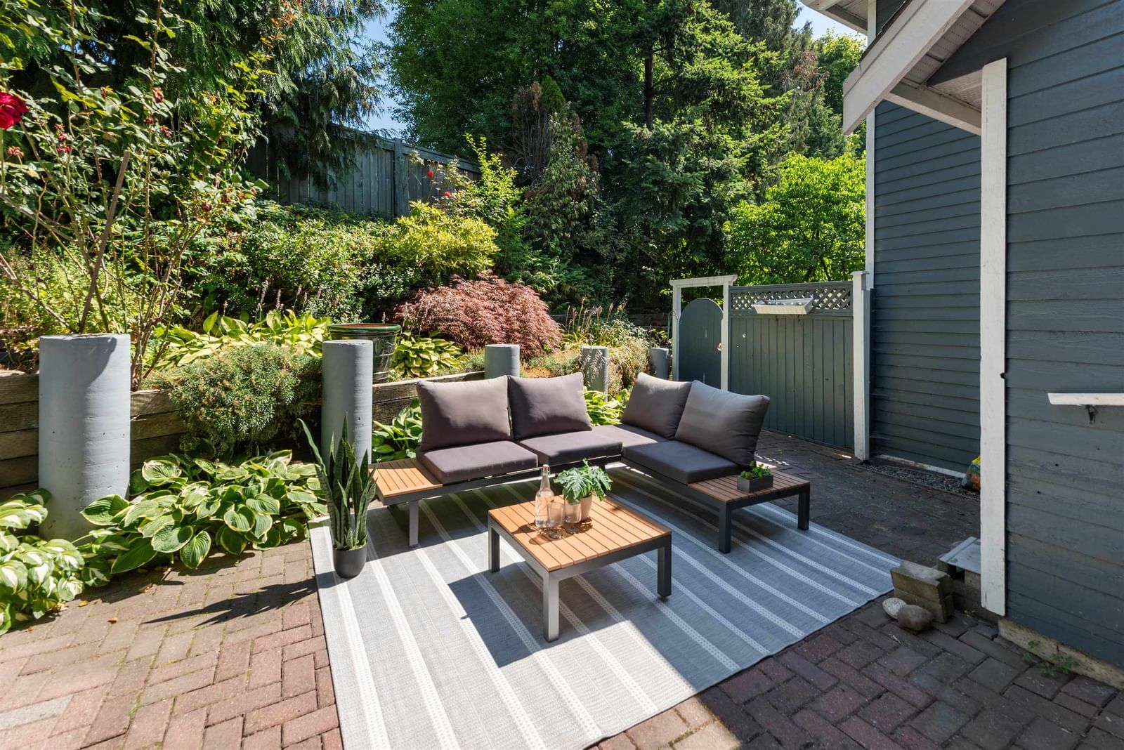 Listing Image 23