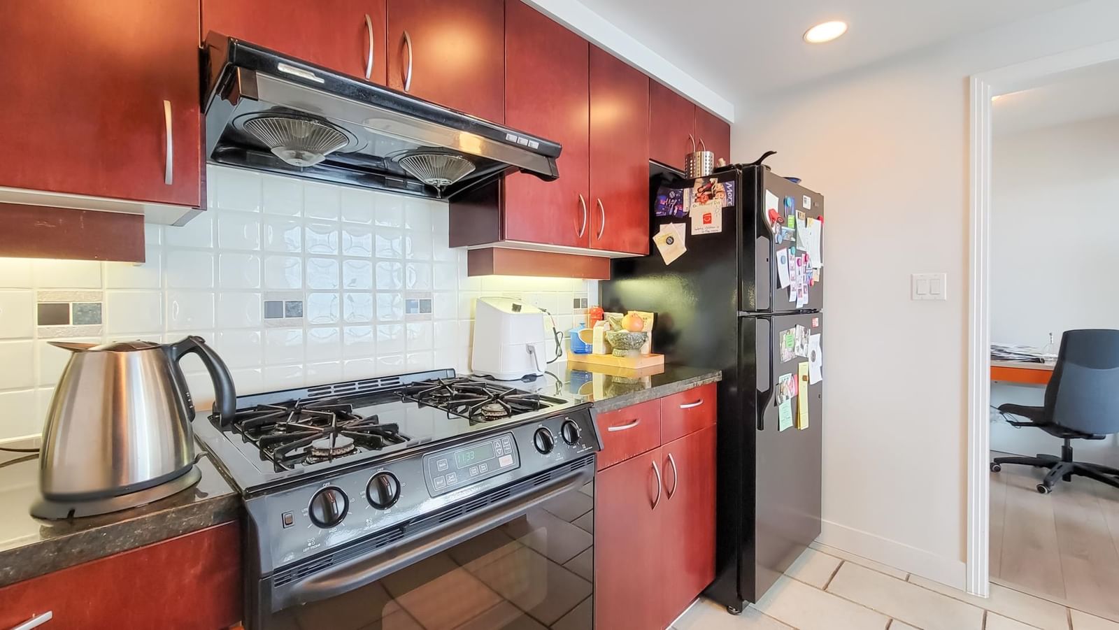 Listing Image 13