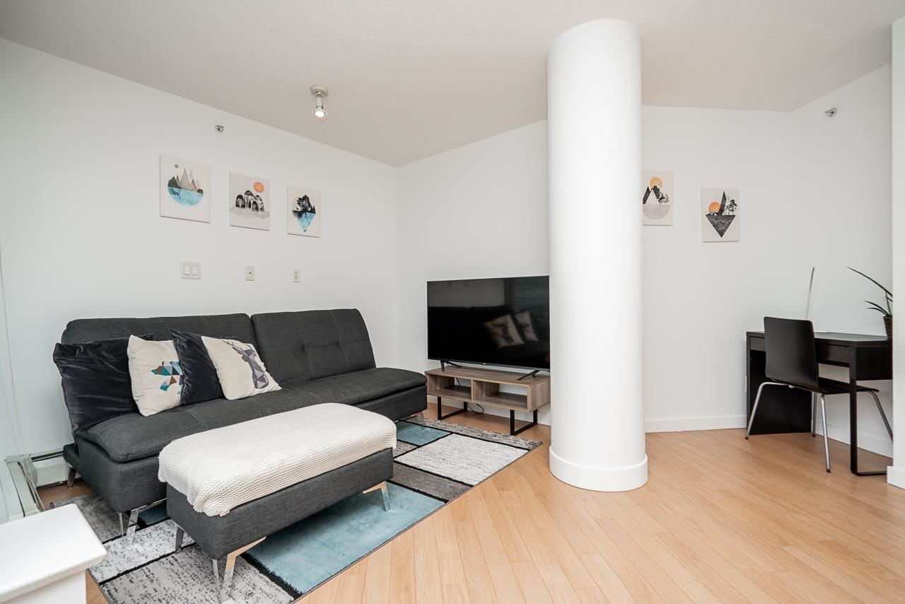 Listing Image 18