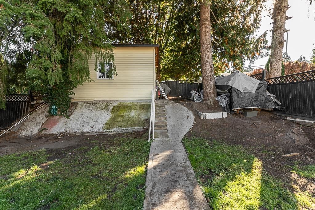 Listing Image 32