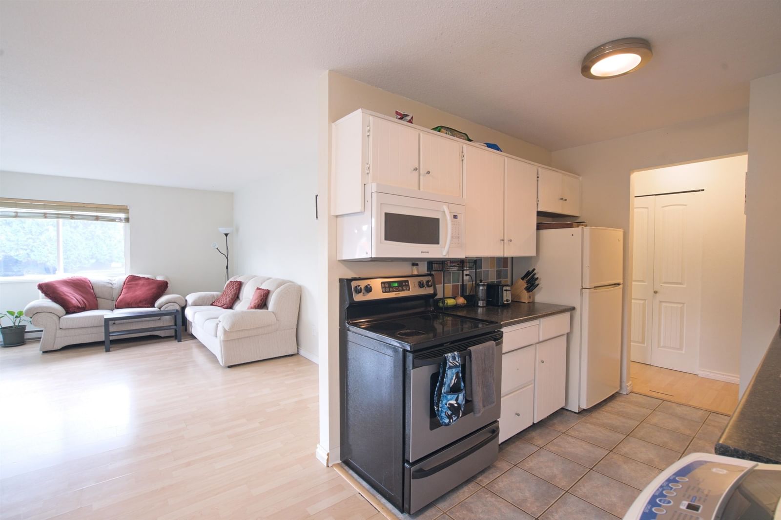 Listing Image 15