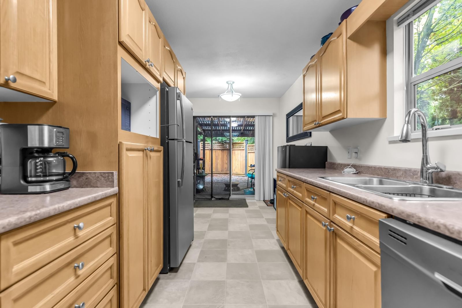 Listing Image 15