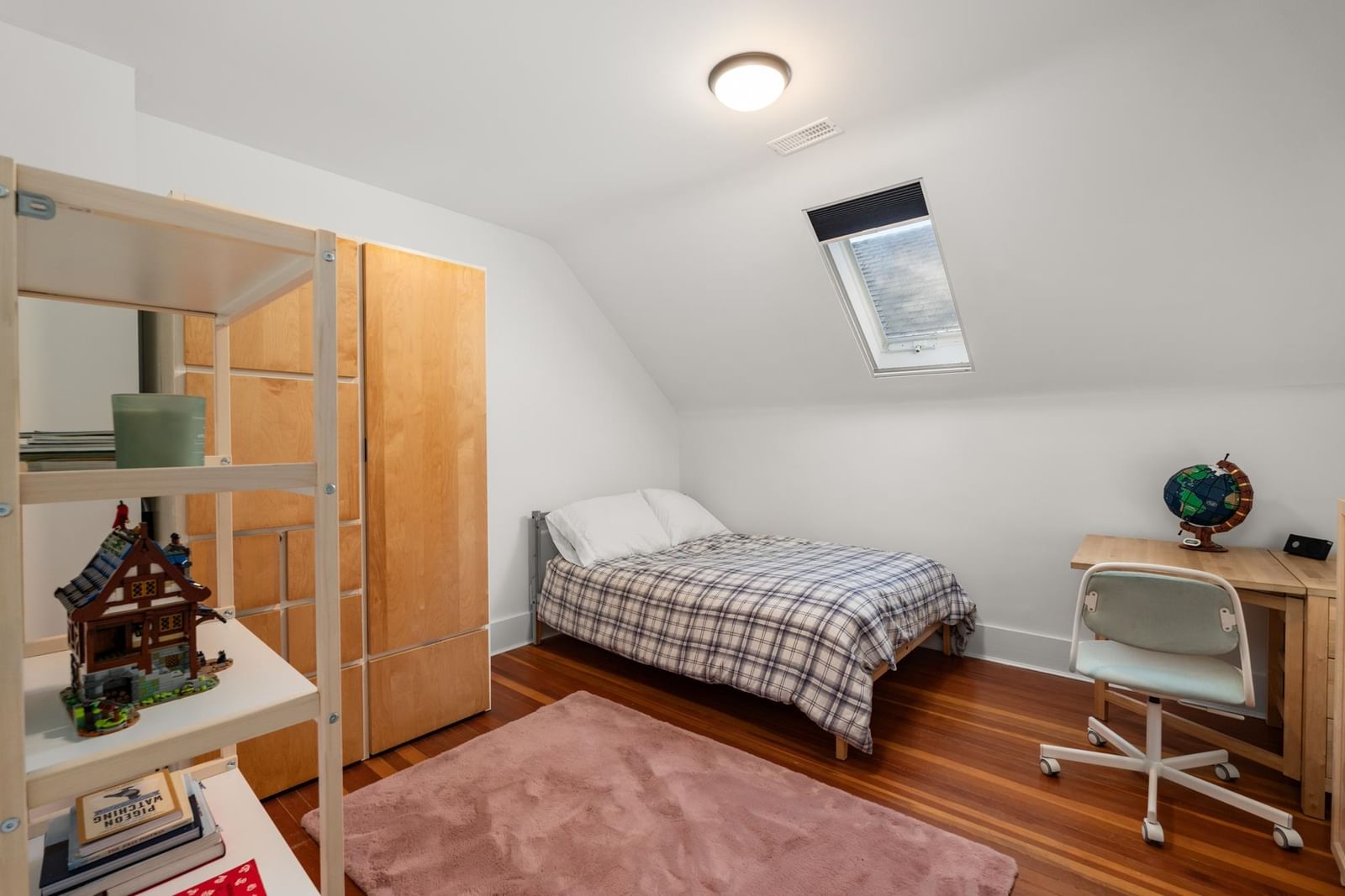 Listing Image 21