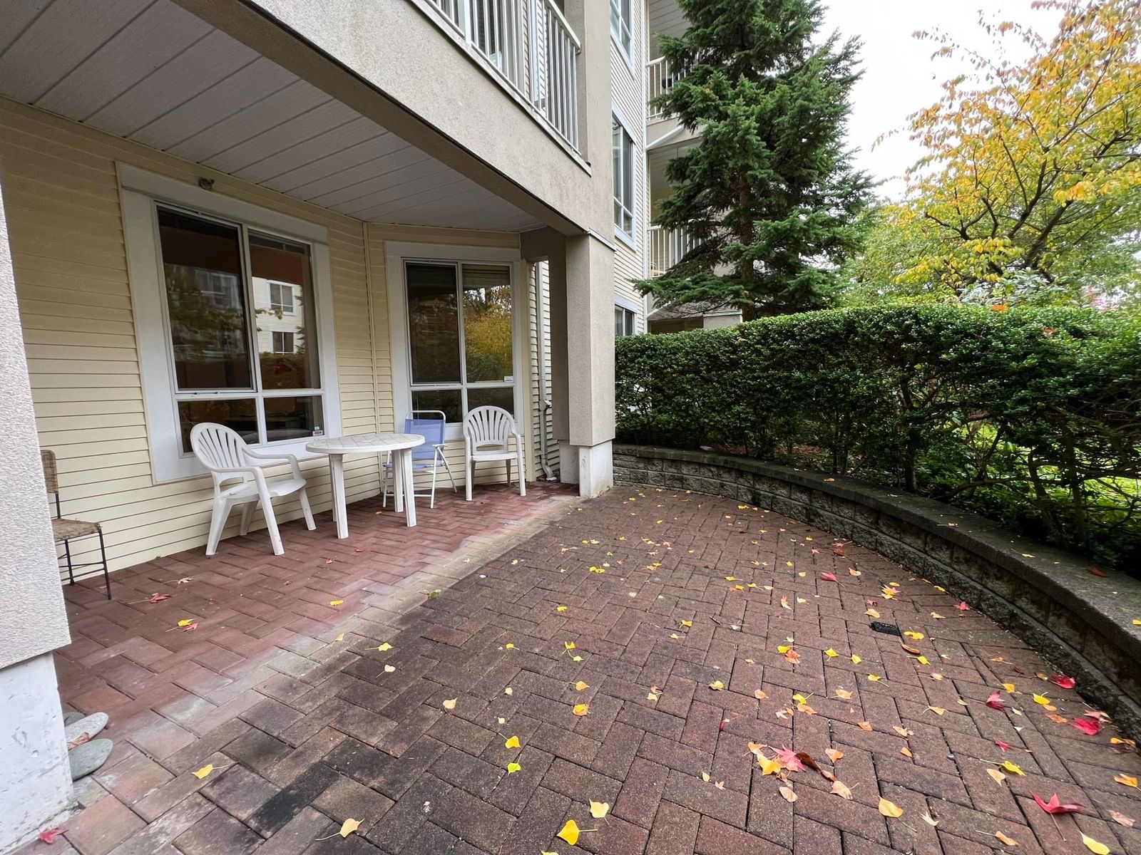 Listing Image 8