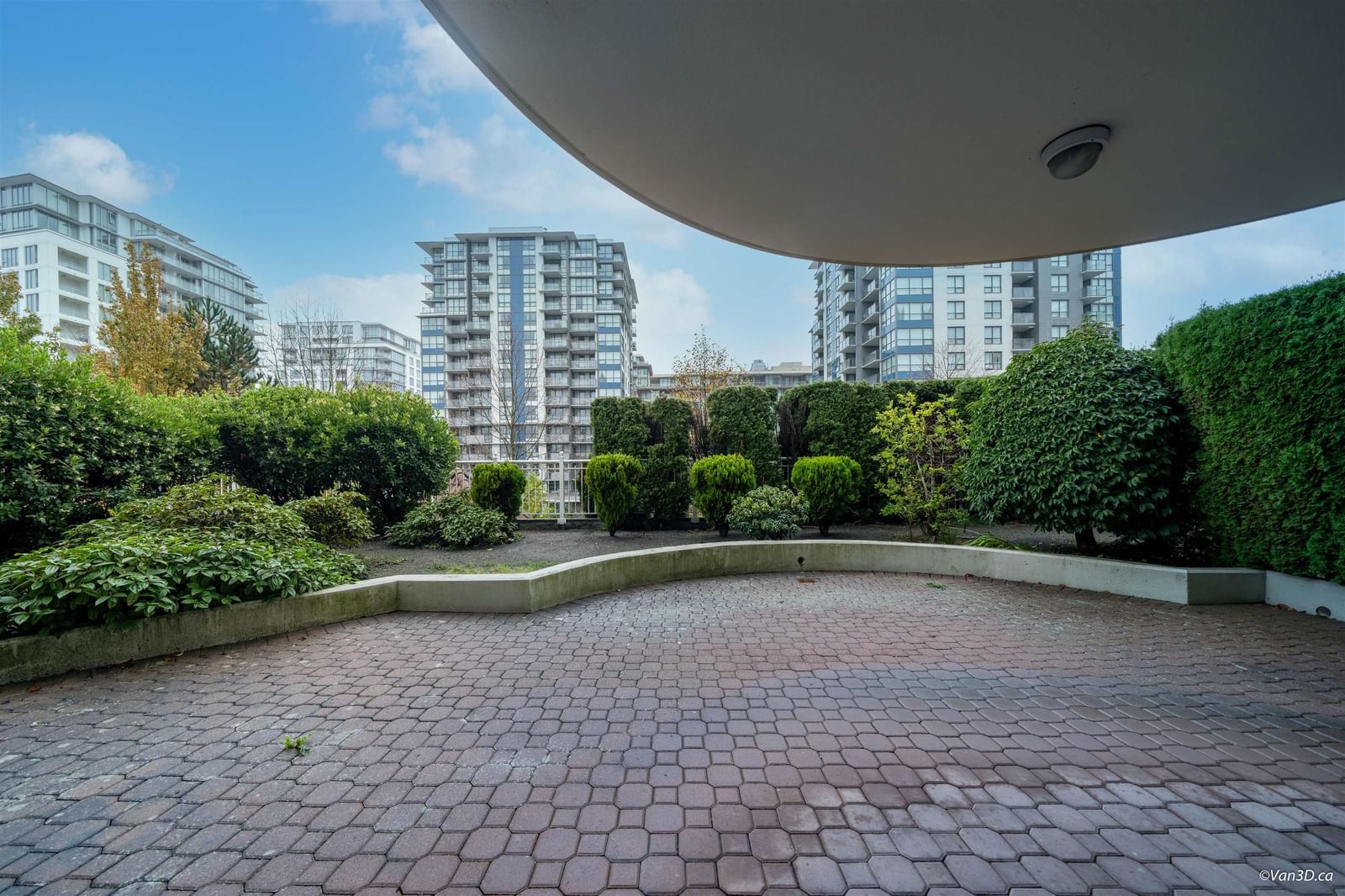 Listing Image 14