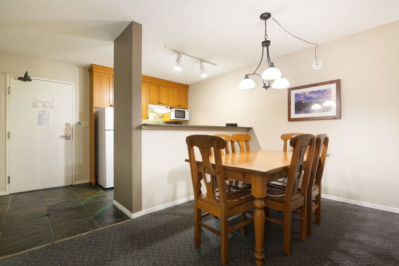 423 - 4200 Whistler Way, Whistler, V8E 1J4 | Image 3