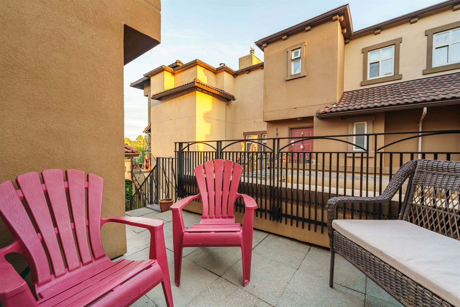 Listing Image 21