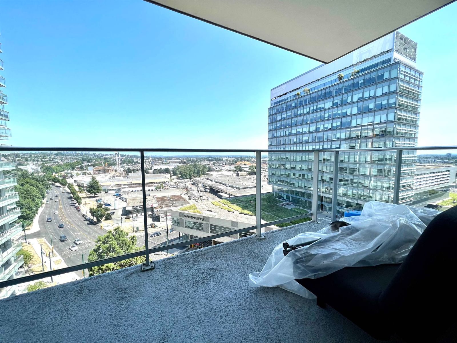 Listing Image 10