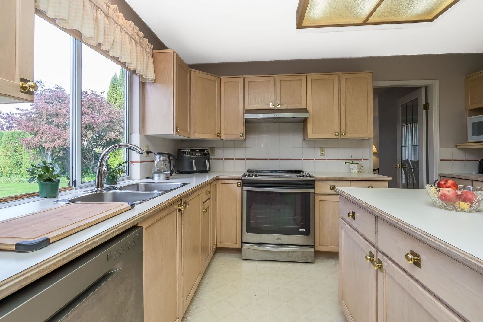 Listing Image 15