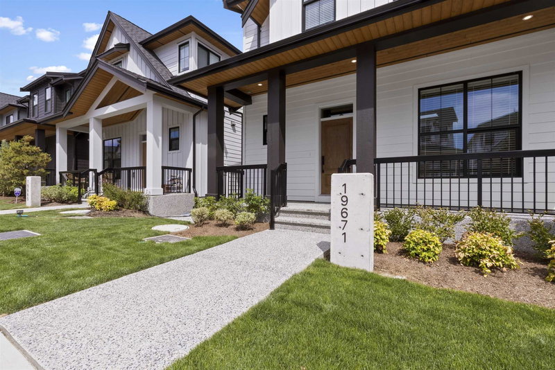 19671 76a Avenue, Langley, V2Y 3V3 | Image 2