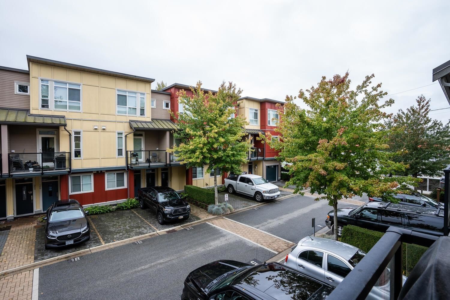 Listing Image 16