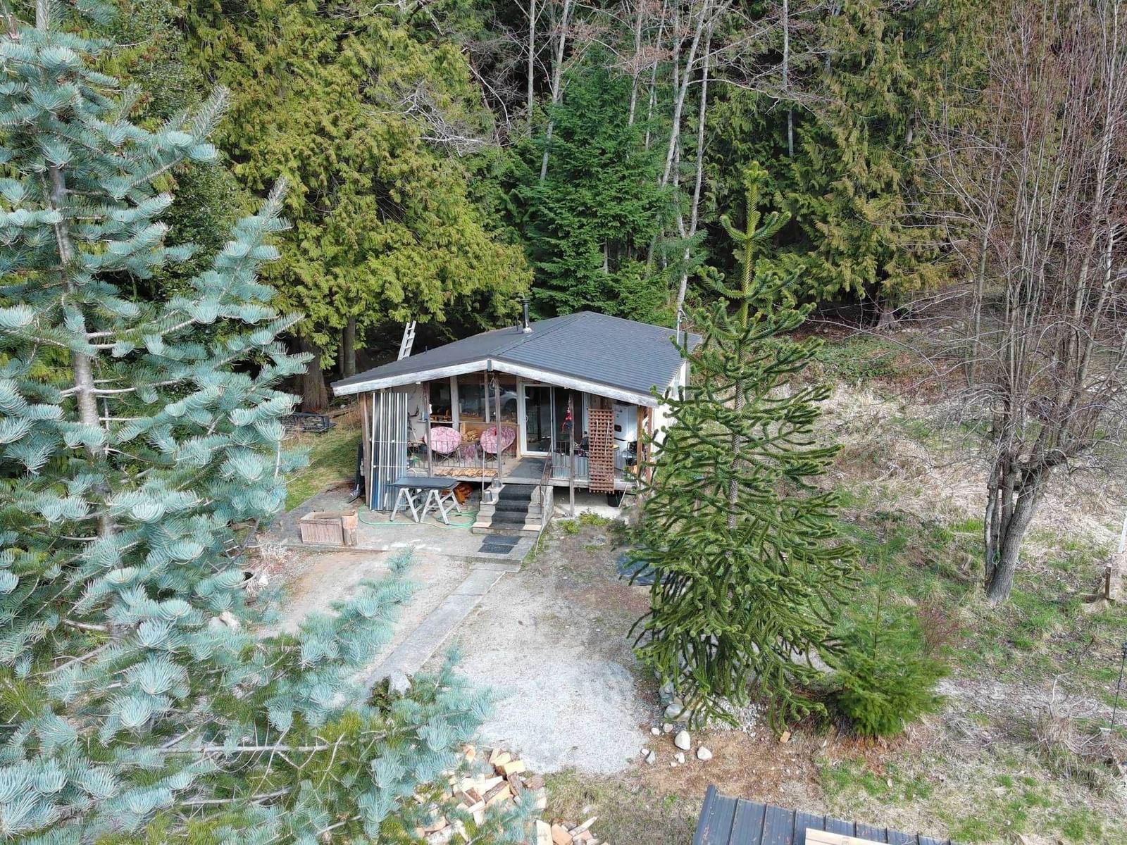 Listing Image 12