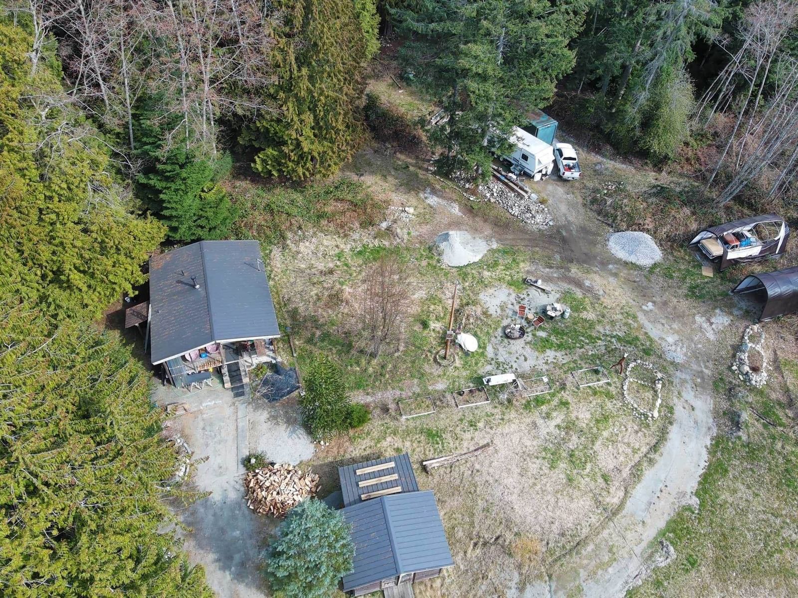 Listing Image 9