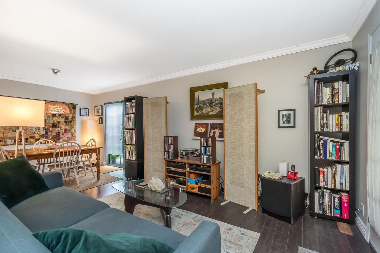 Listing Image 19