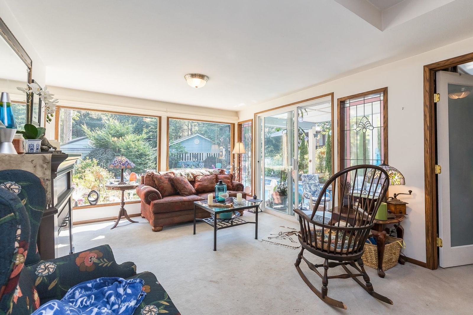 Listing Image 9