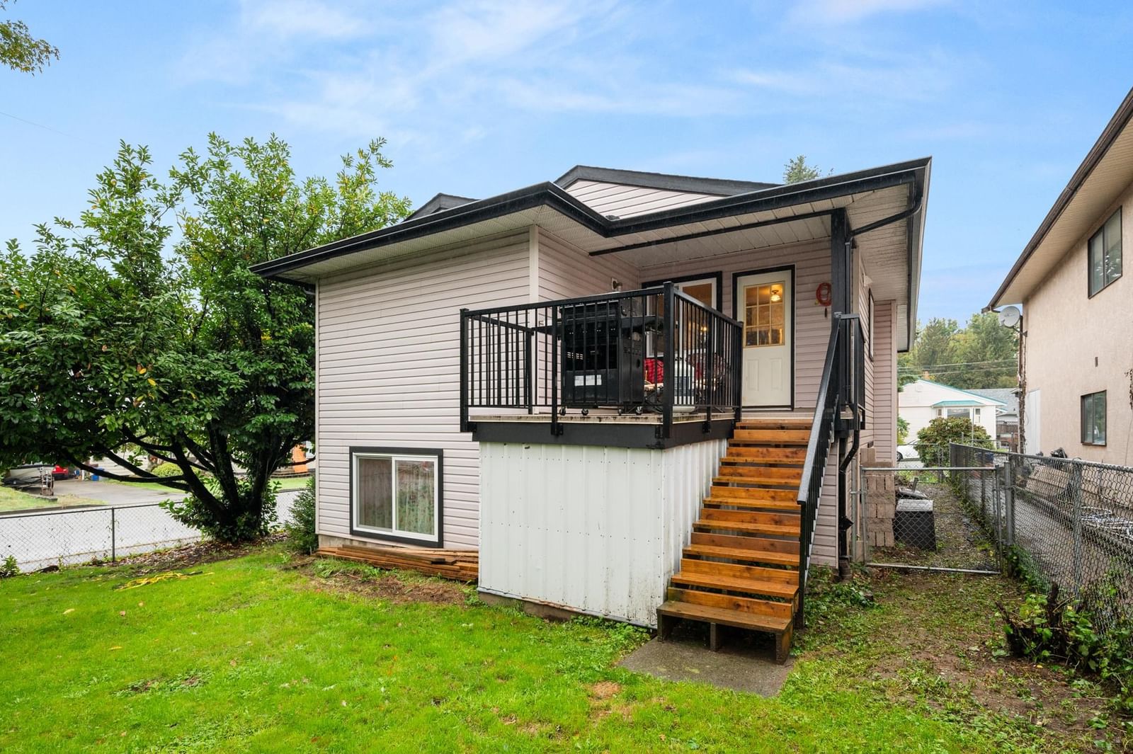 Listing Image 32