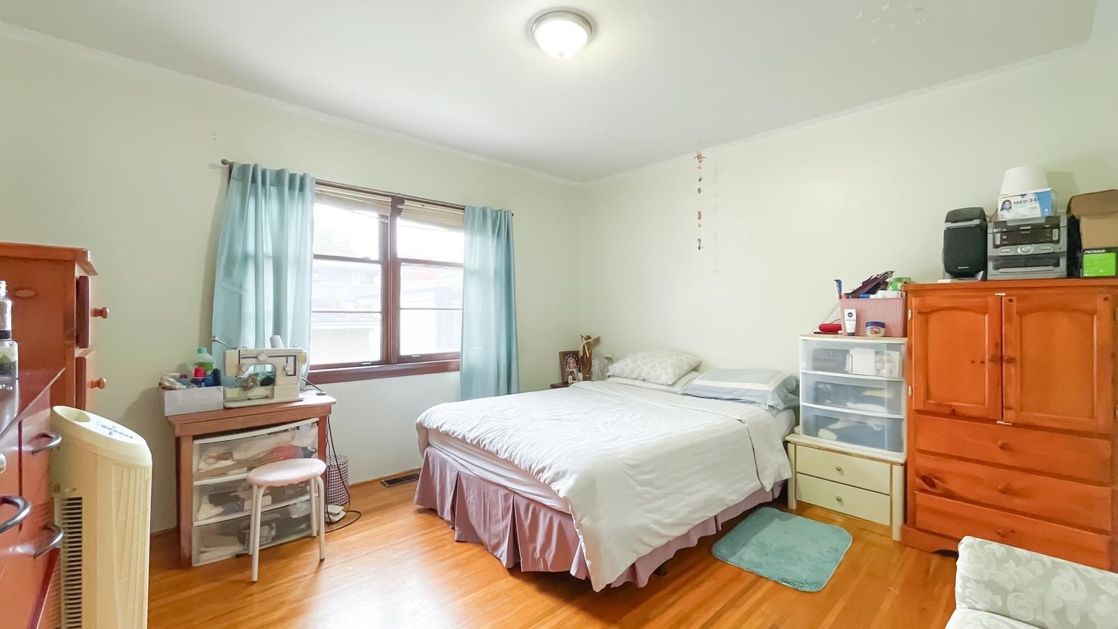 Listing Image 20