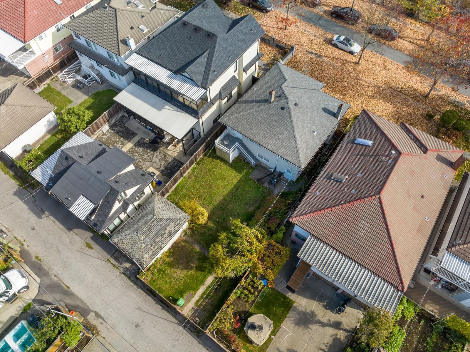 Listing Image 3