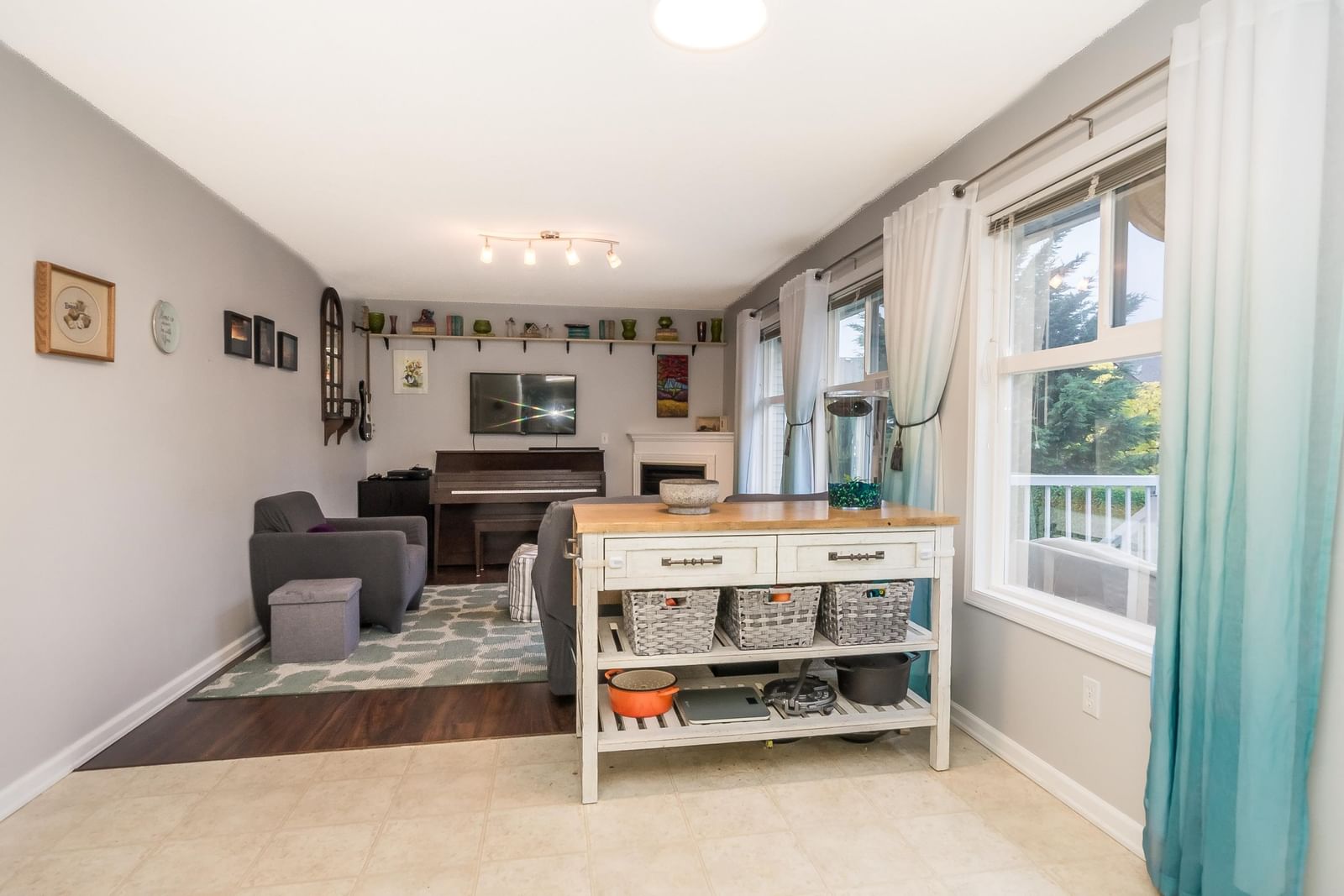 Listing Image 19