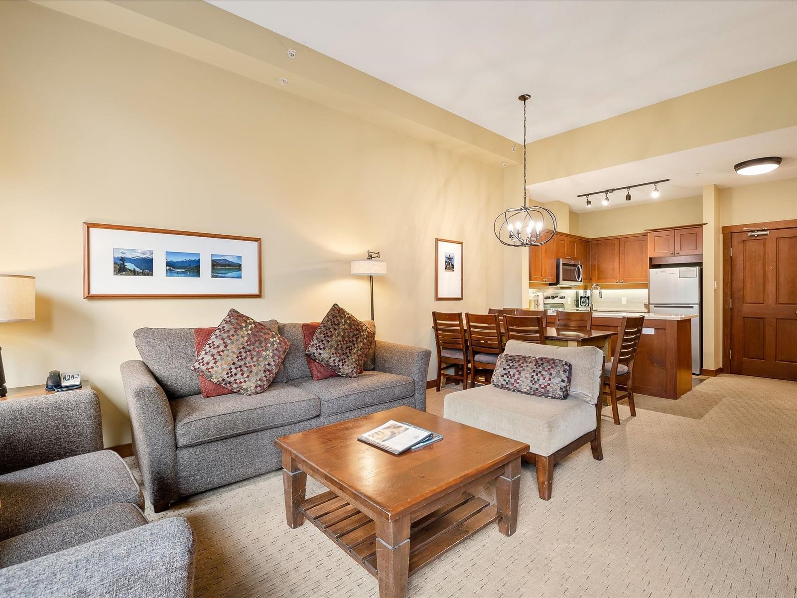Listing Image 6