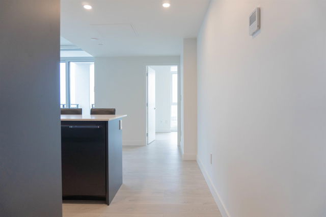 2501 - 901 Lougheed Highway