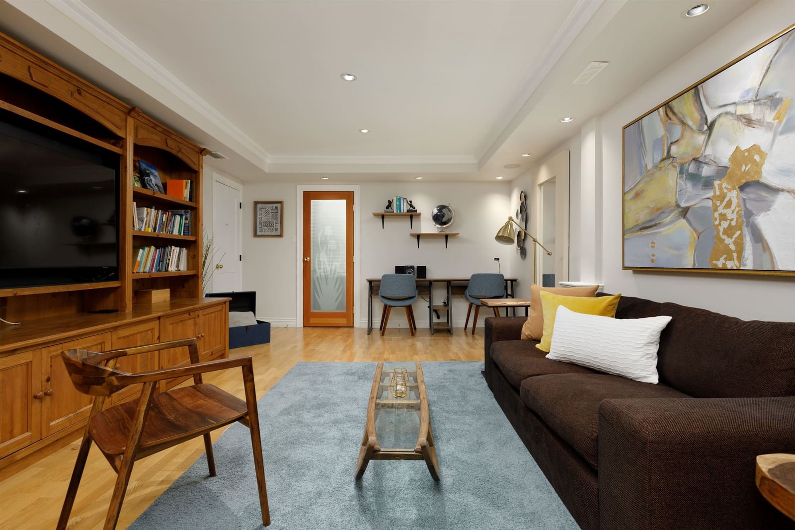 Listing Image 19