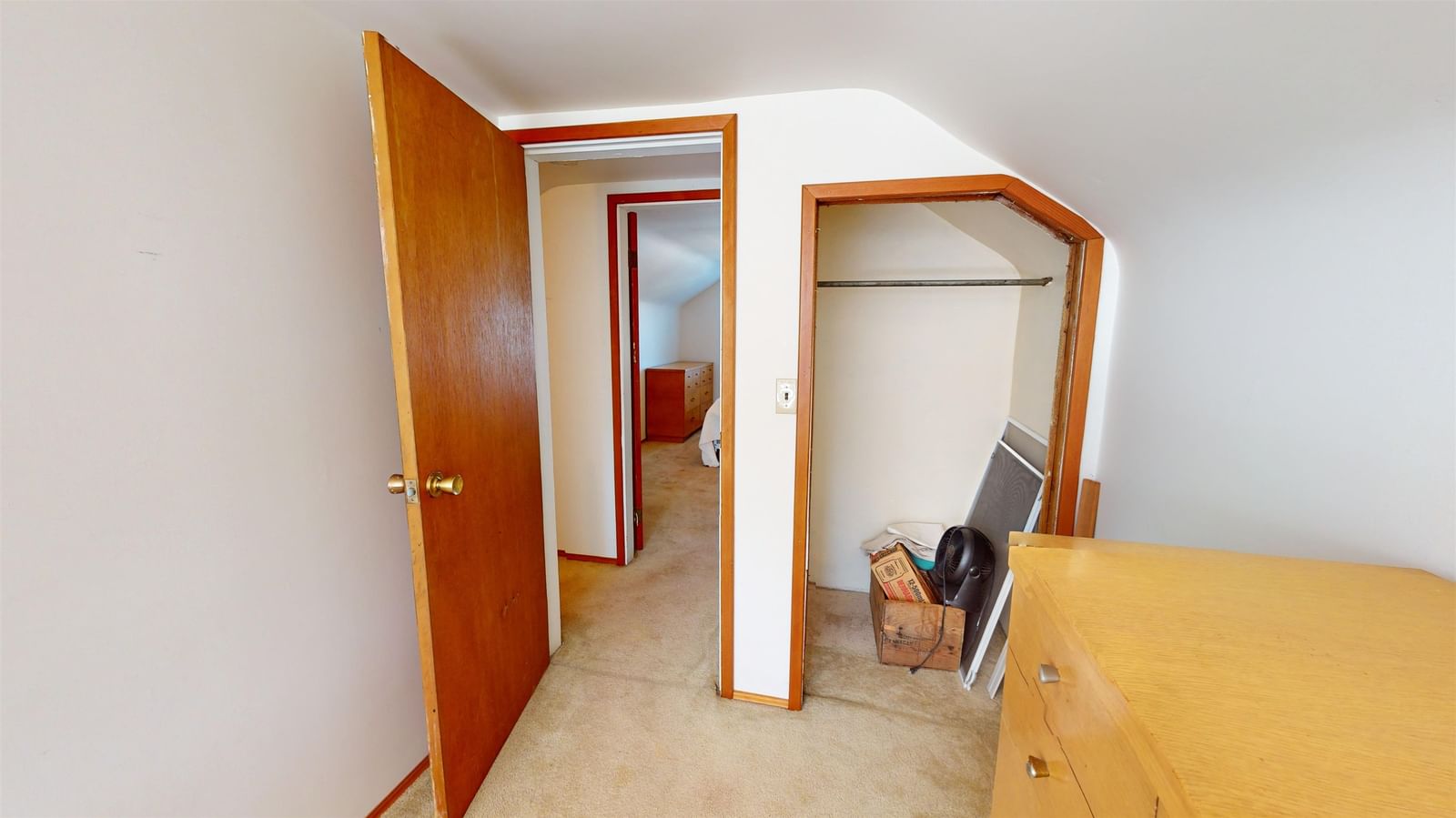 Listing Image 17