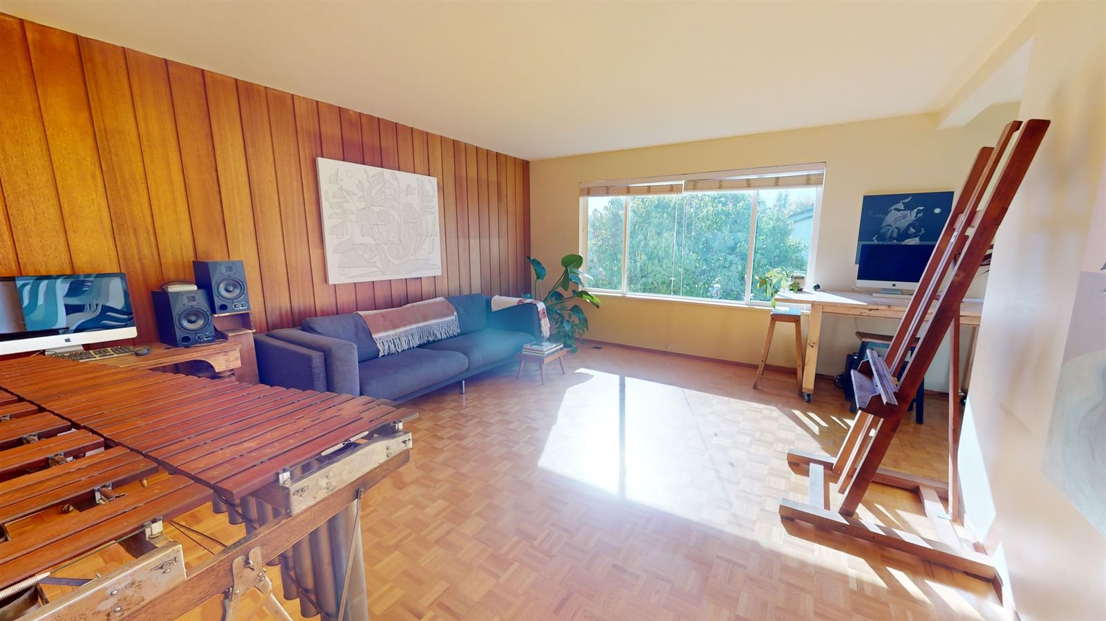 Listing Image 5