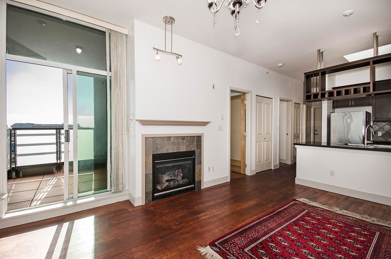Listing Image 12