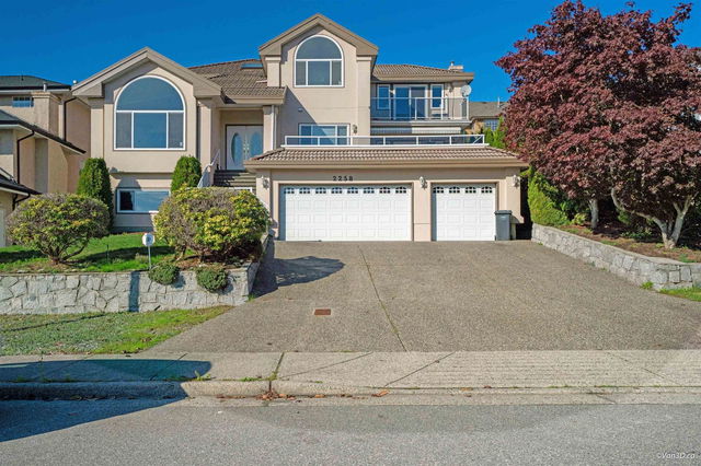 2258 Sicamous Avenue