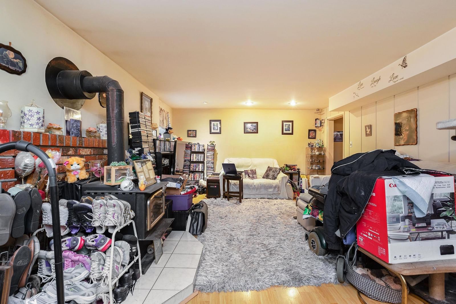Listing Image 15