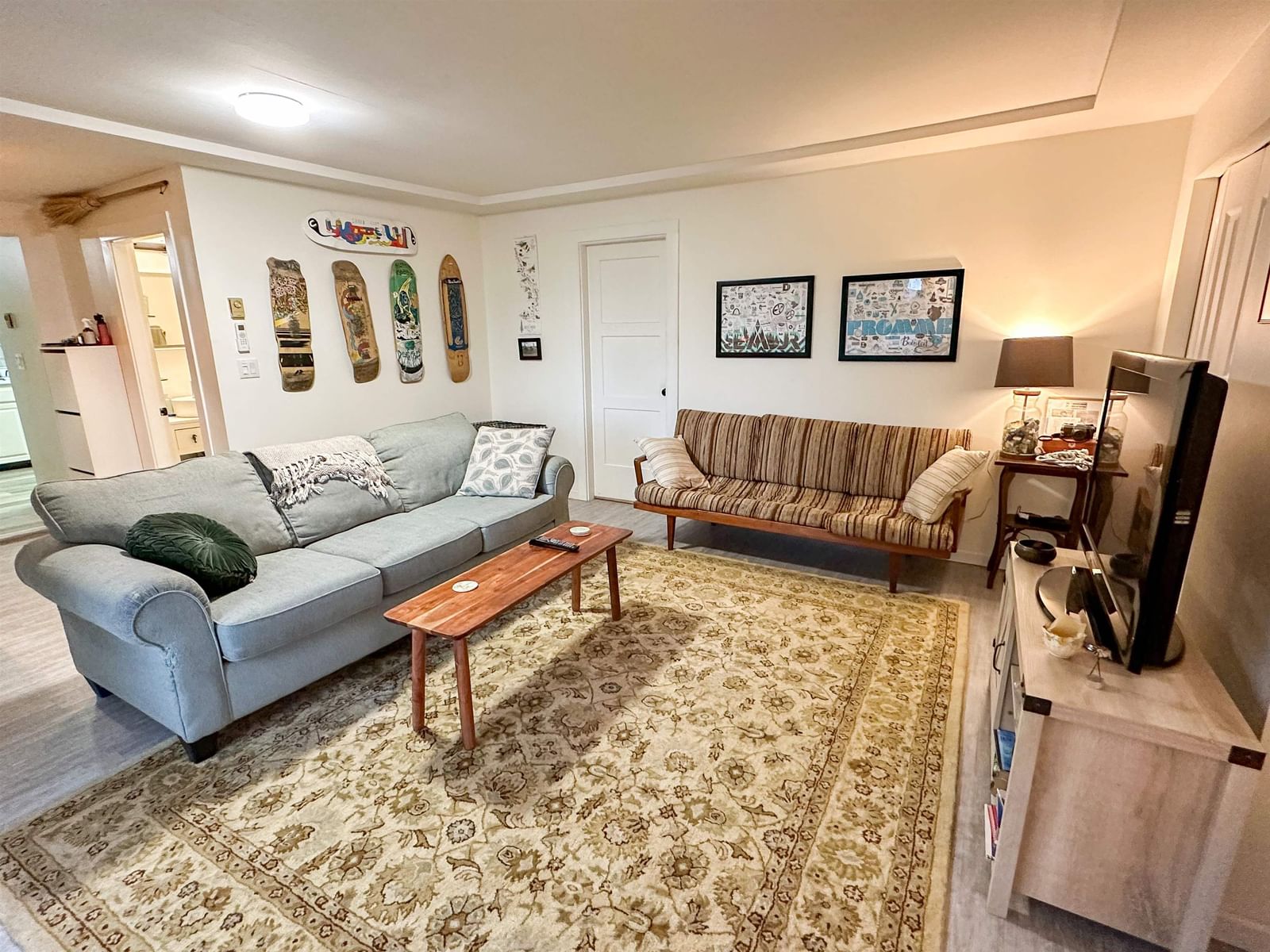 Listing Image 13