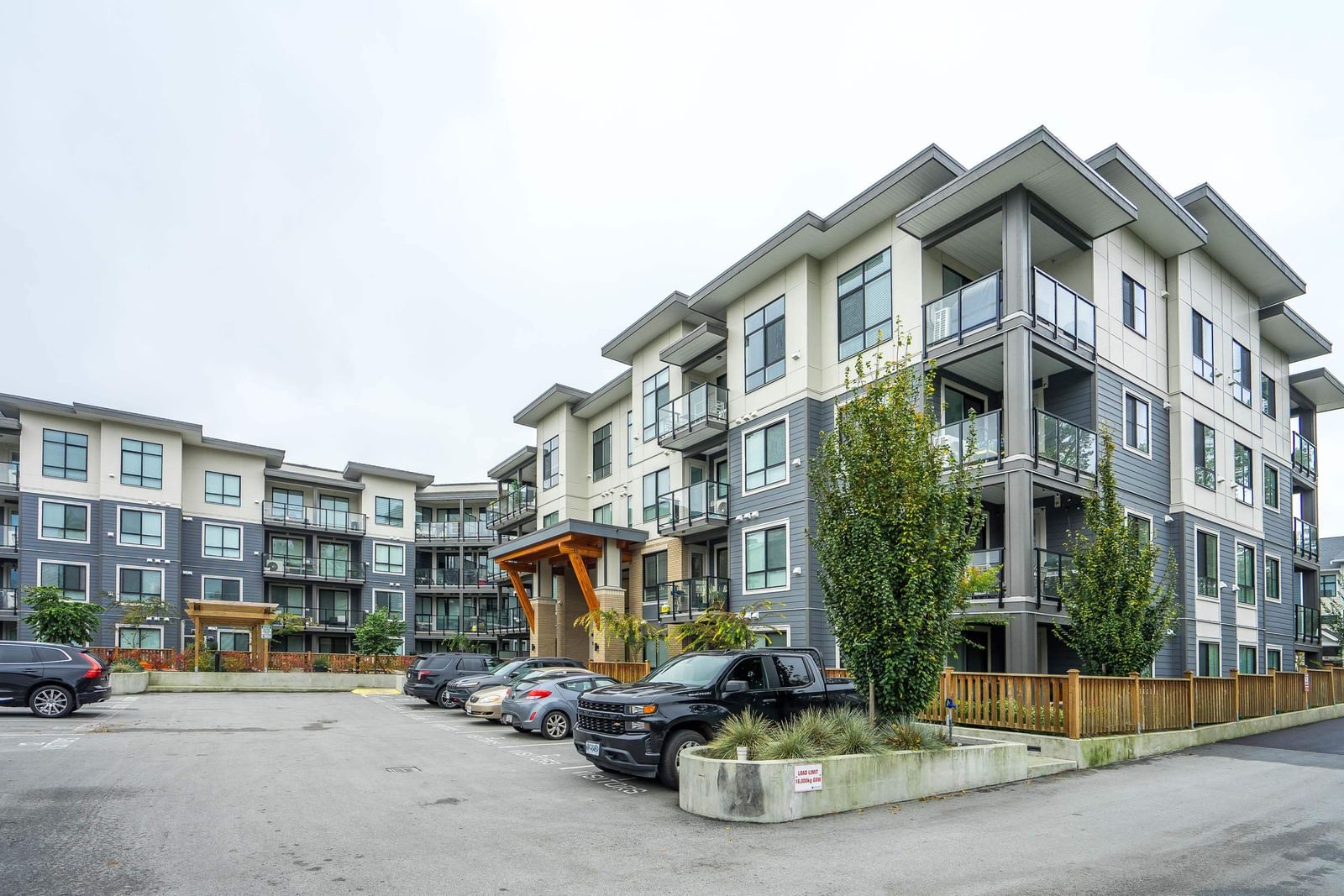 Listing Image 22